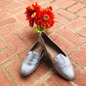 J. Crew Addie  silver flats size 8.5 EUC